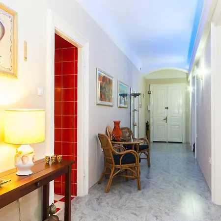 Charming In With Views Zadar